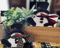 Load image into Gallery viewer, Prim Snowman
